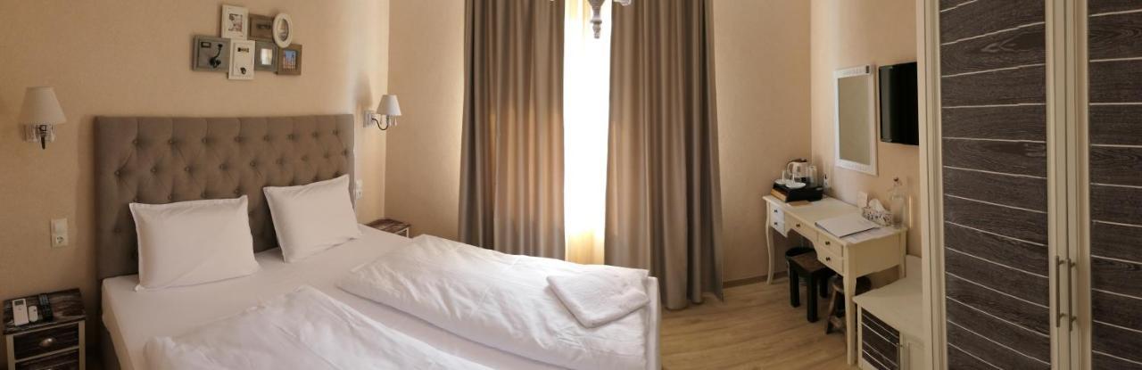 Hotel Mediterraneo イップス・アン・デア・ドナウ エクステリア 写真